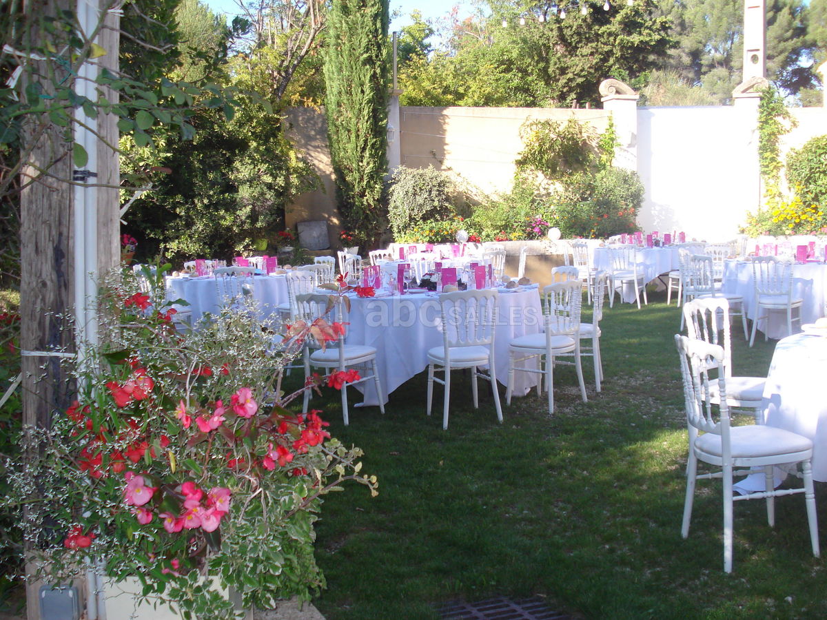 Espace repas exterieur