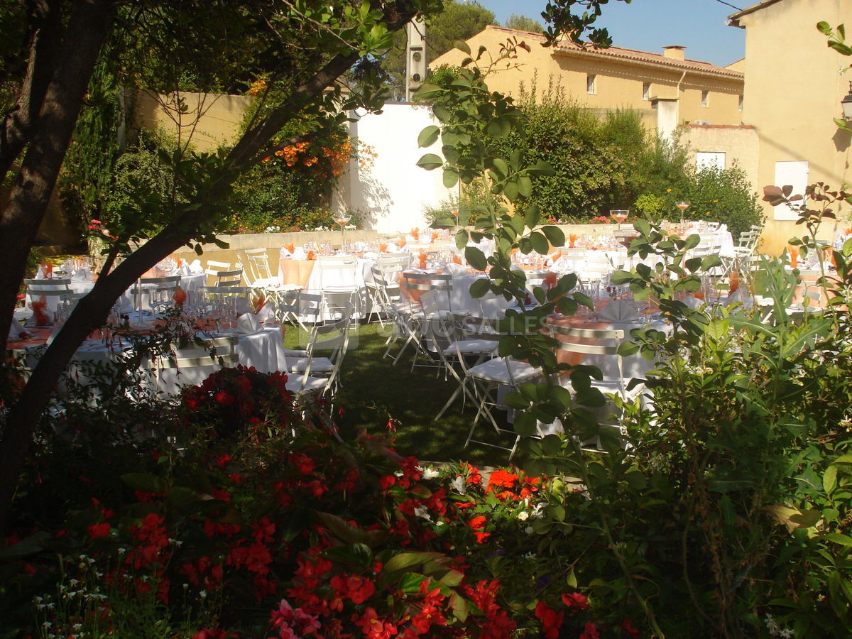 Espace repas exterieur