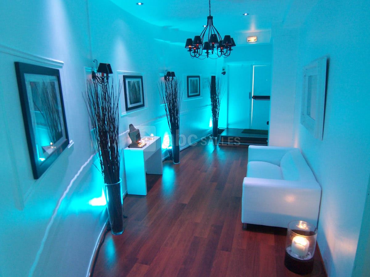 Entrée eclairage lead turquoise