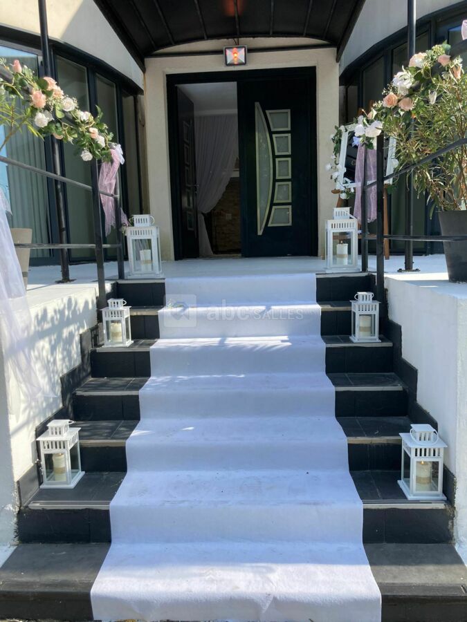 Entrée principale décorée