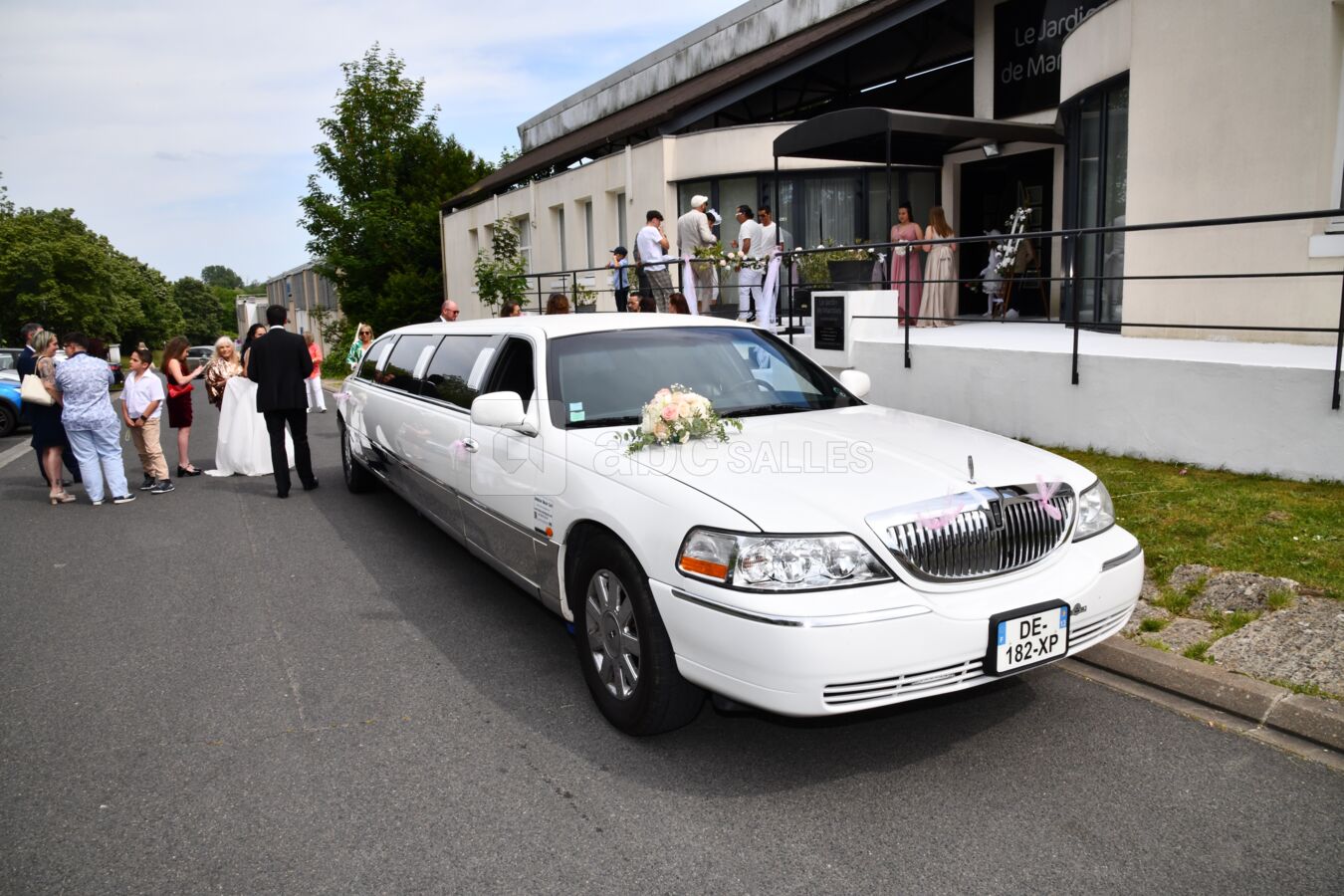Accueil au pied de la salle