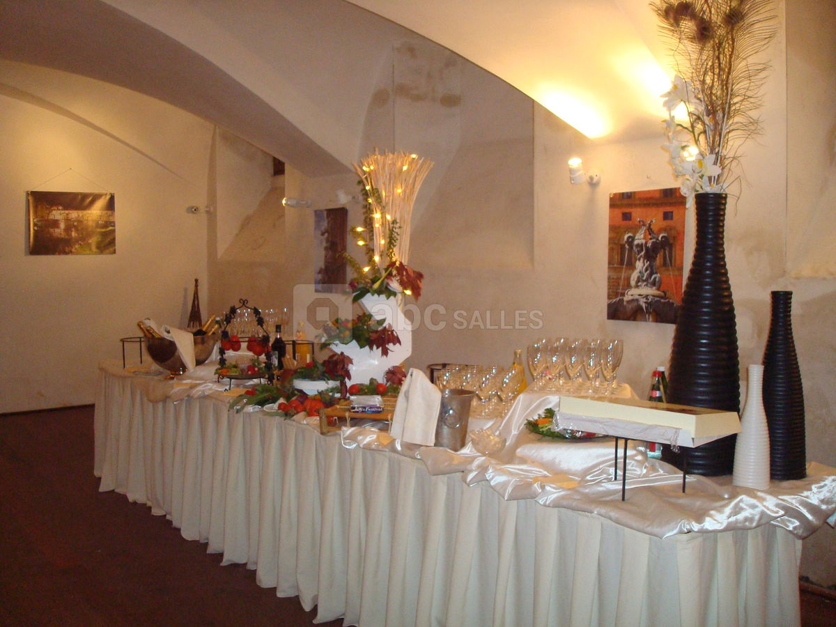 Cave de la villa