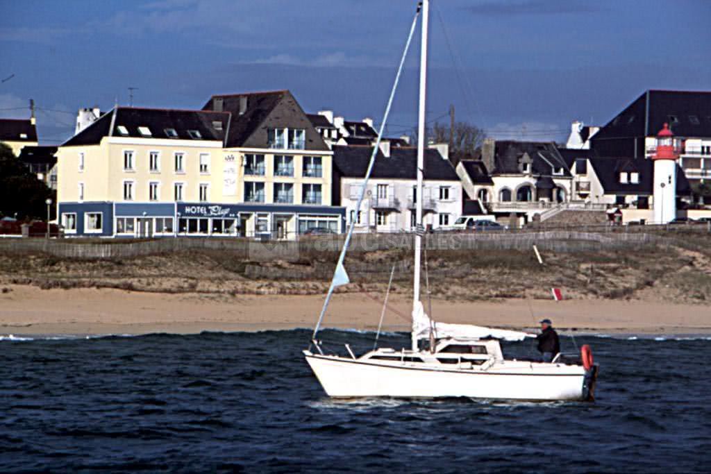 Hôtel De La Plage Abc Salles