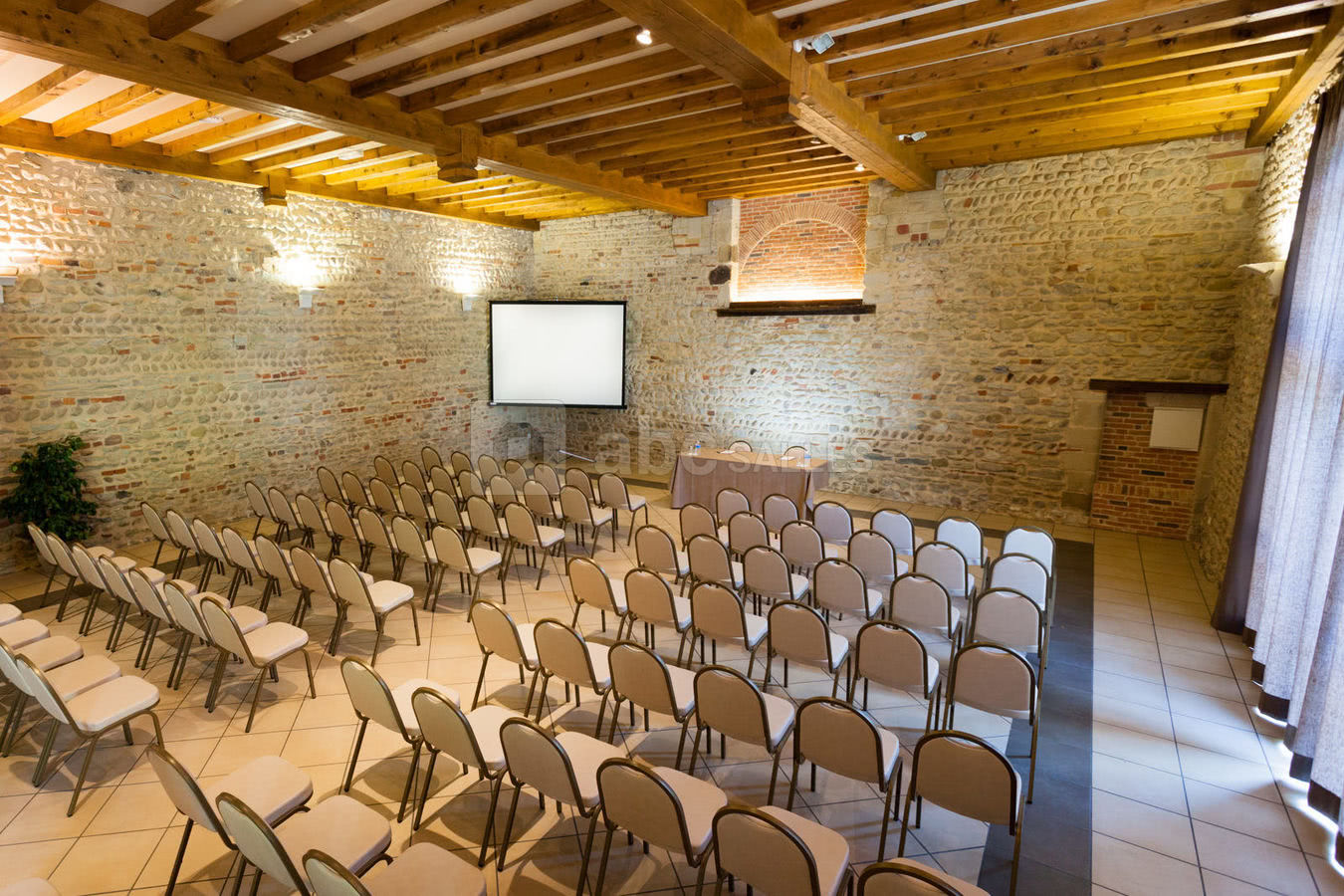 Salle de réunion en théâtre