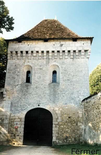 Salle de La Chapelle-Faucher