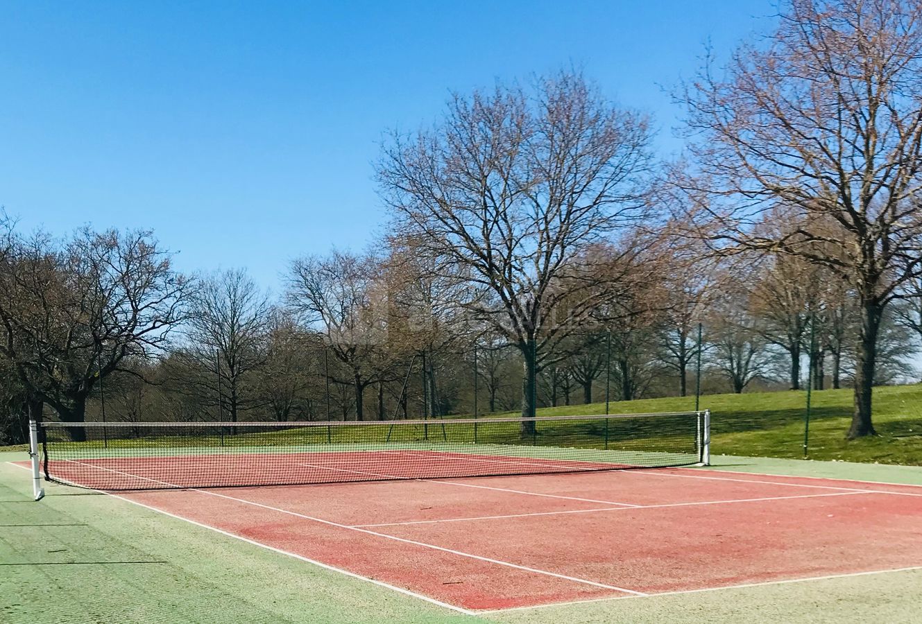 Tennis