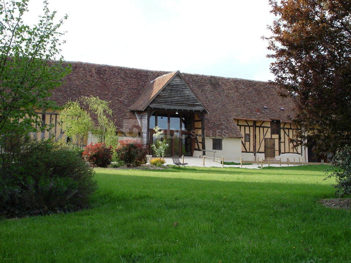 Grange côté cour