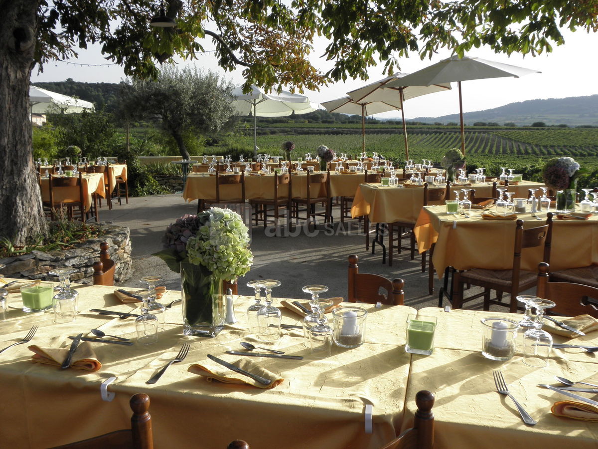 Banquet en extérieur