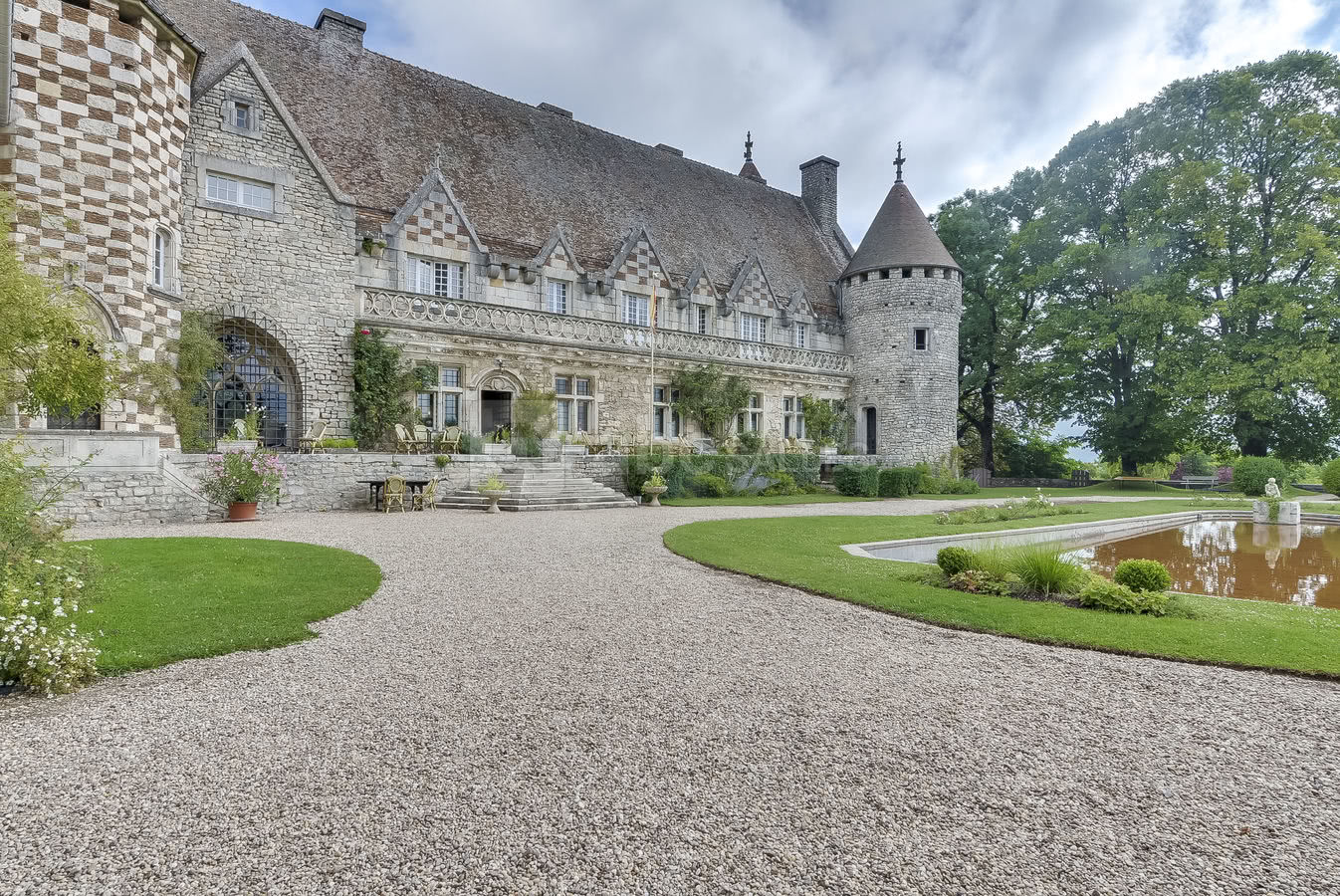 Vue extérieure du château