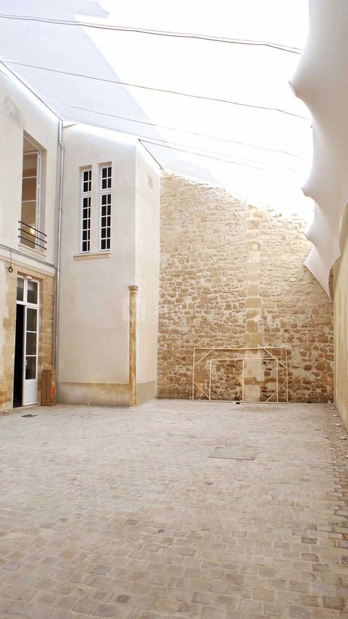 Cour