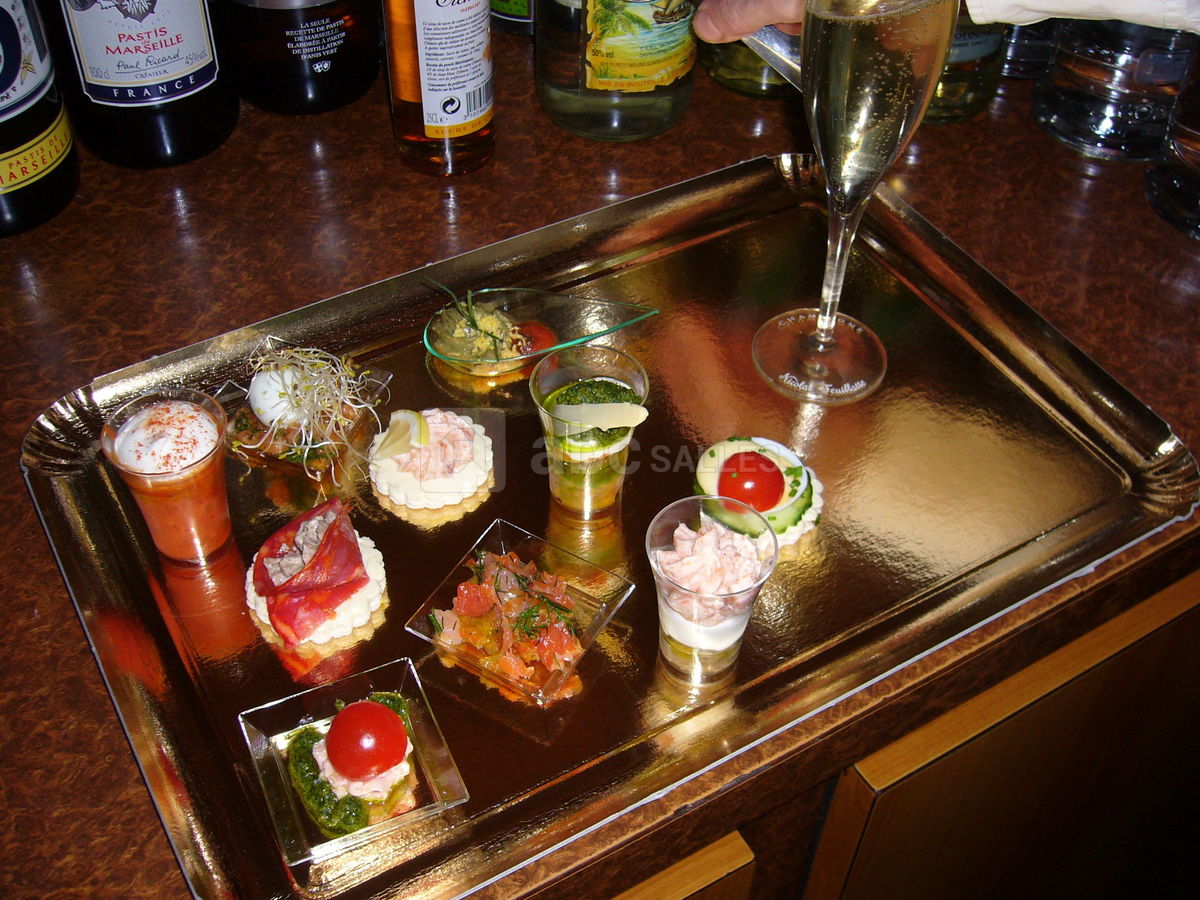 Cocktail dinatoire