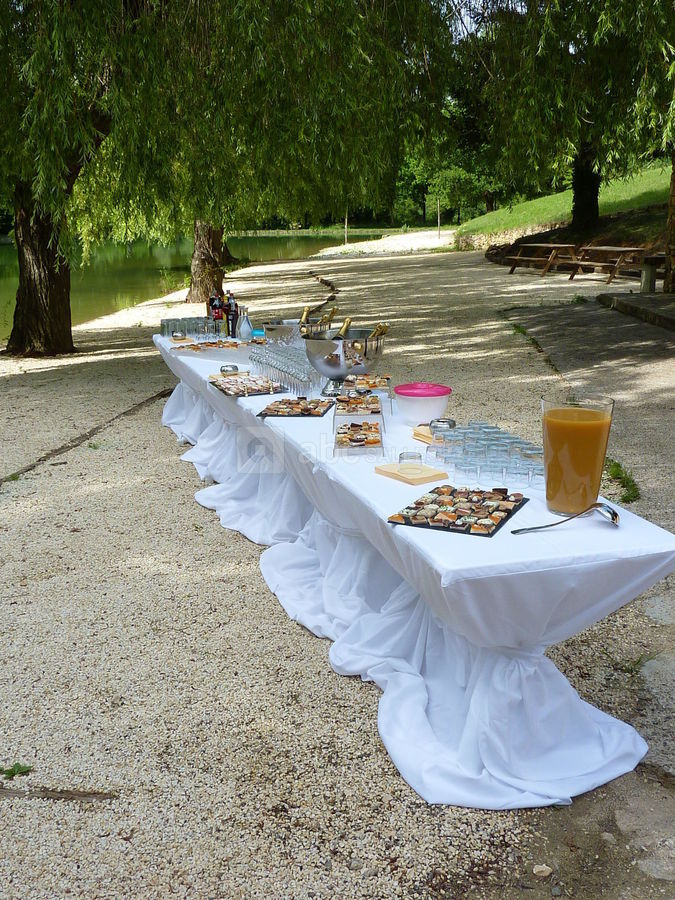 Le moulin de surier, vin d'honneur