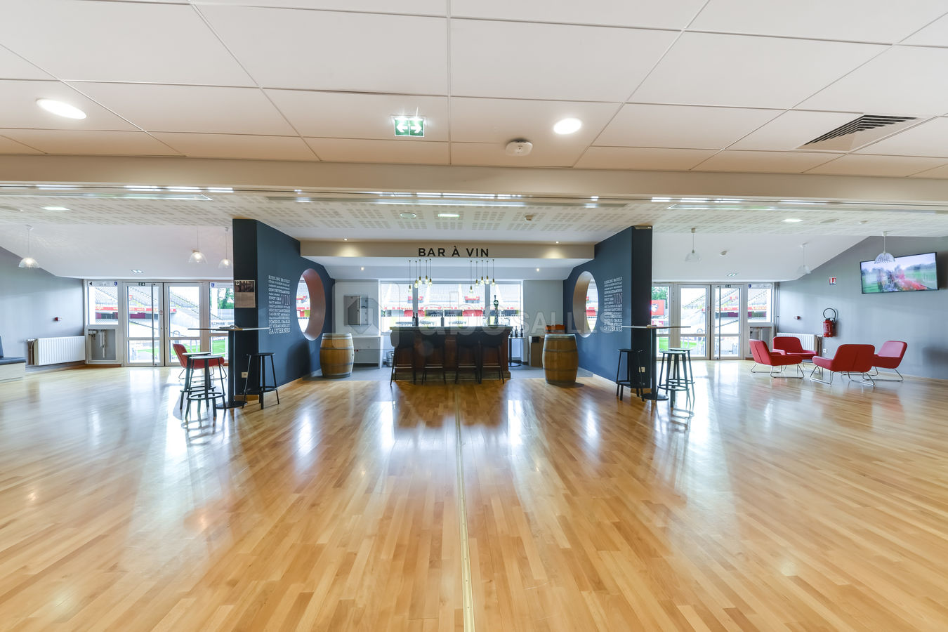 LE CLUB CENTRAL