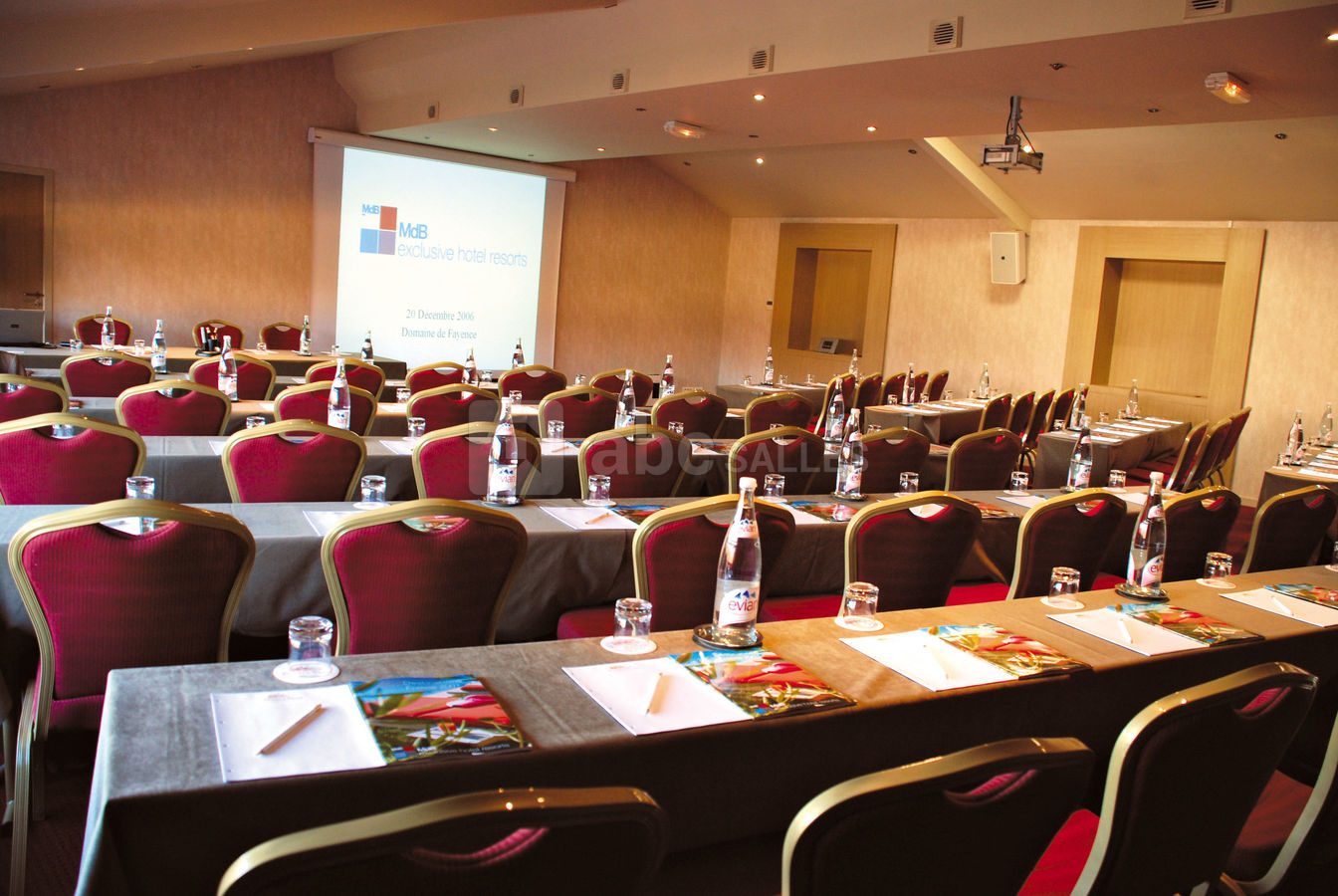 Salle de réunion fayence