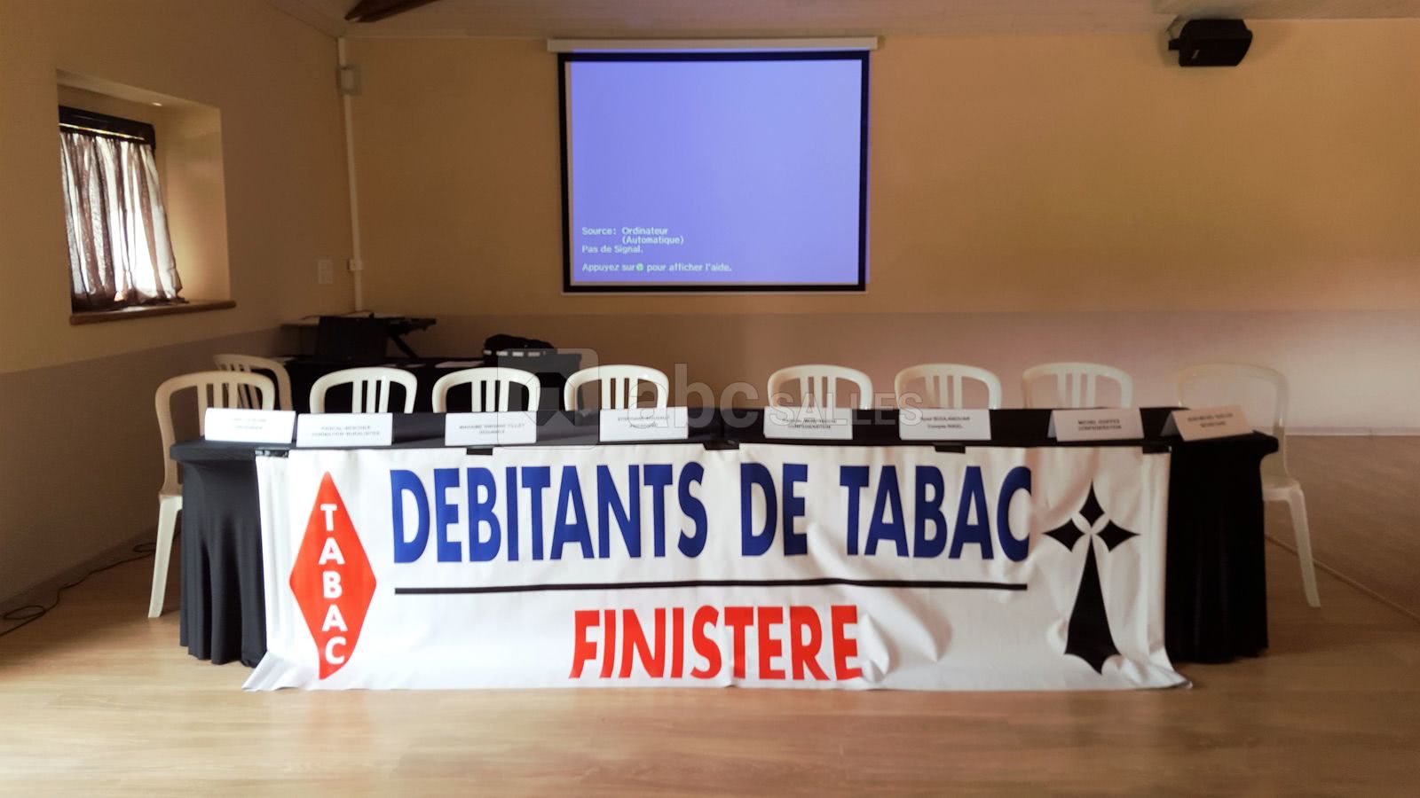 Assemblée générale dans la longère