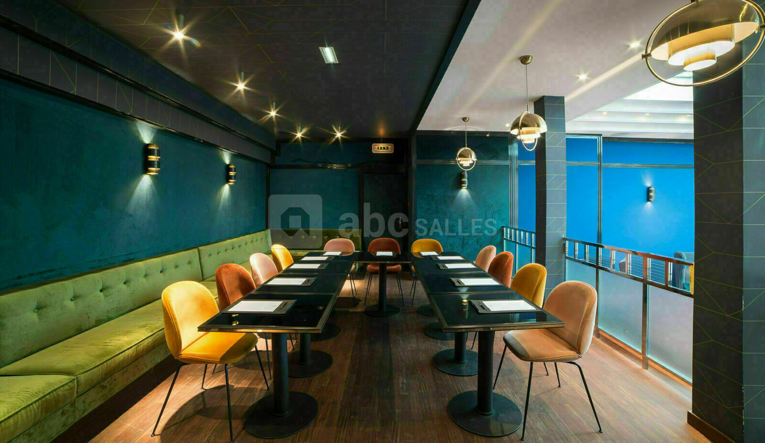 Salon Vert en U
