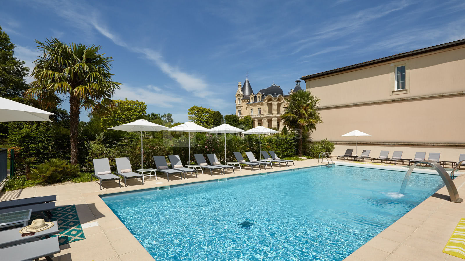 Hôtel Grand Barrail Château Resort & Spa
