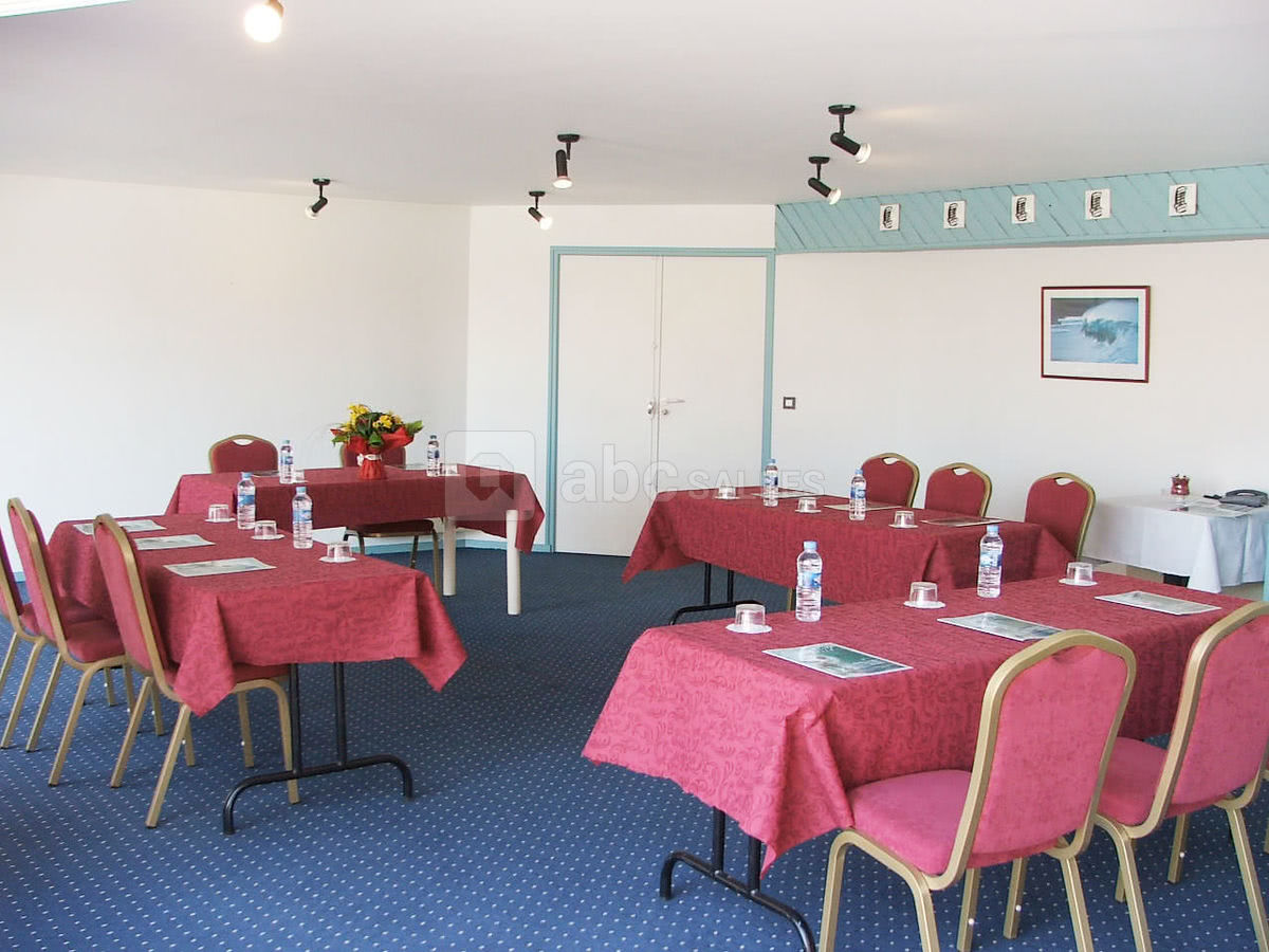 Salle jules vernes