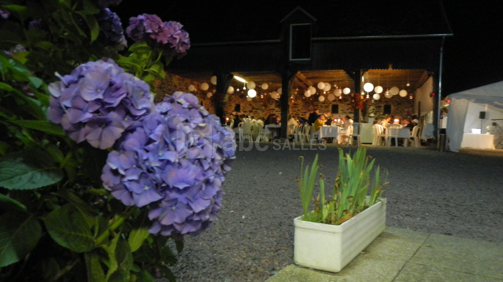 Mariage sous le preau