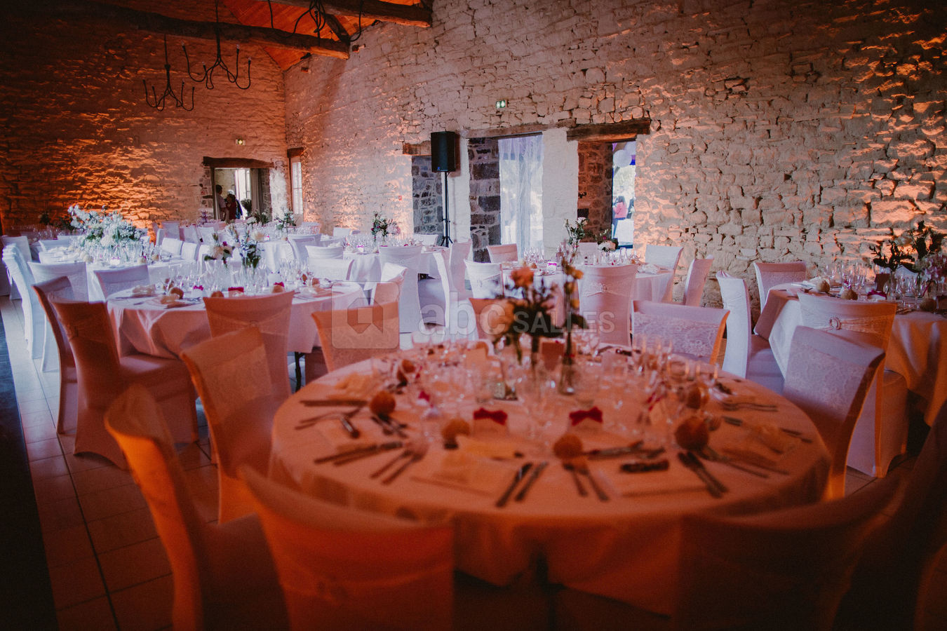 Salle en pierres chaulées