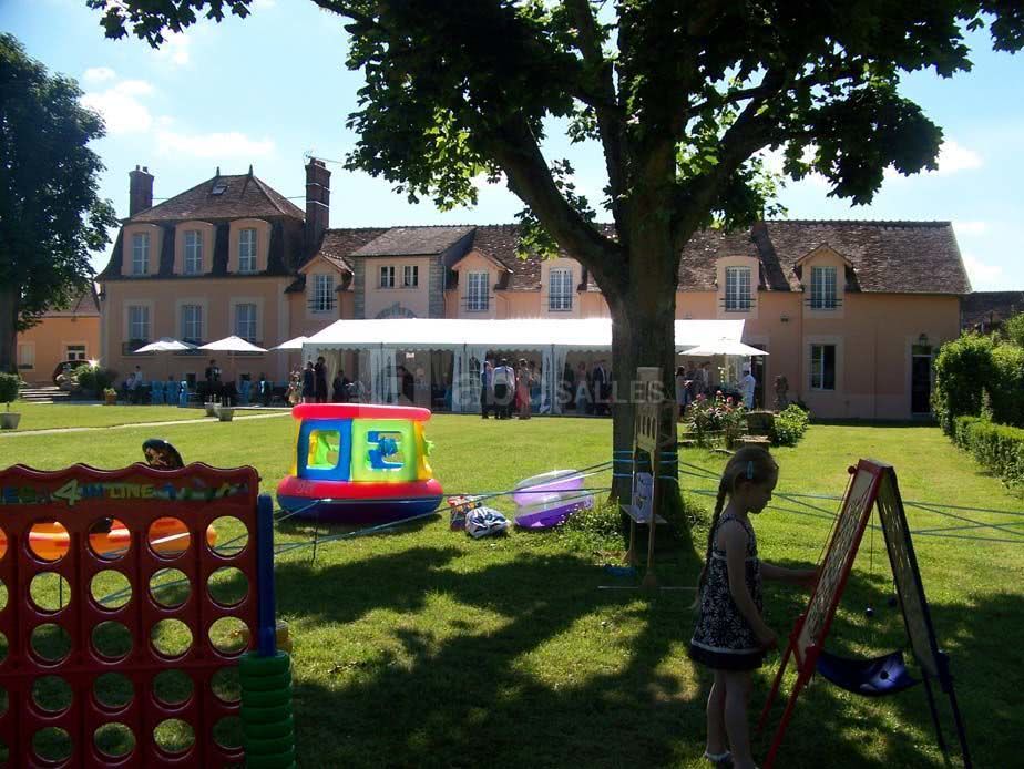 Le manoir de mon père en privatisation