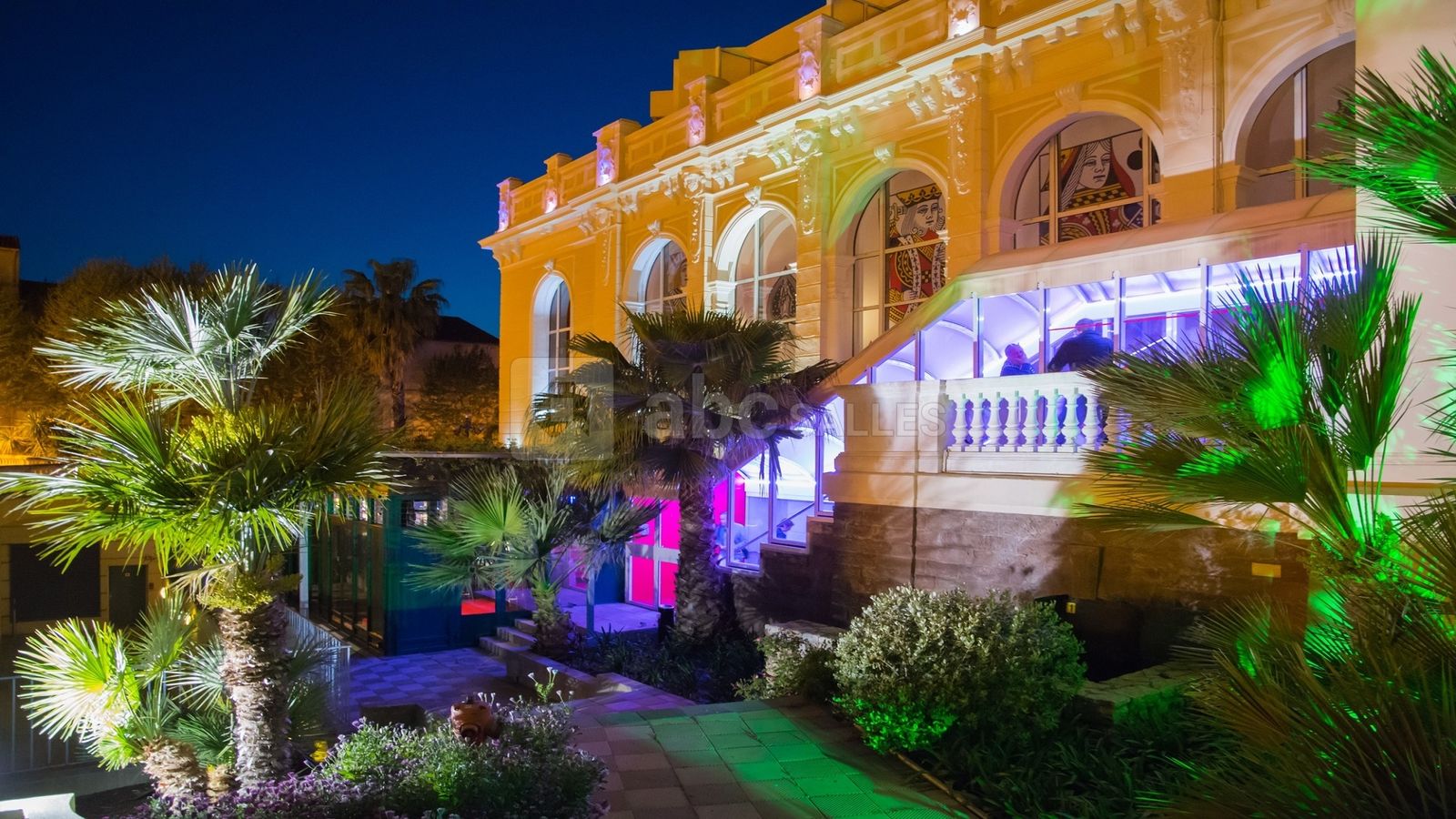 La Pasino by night