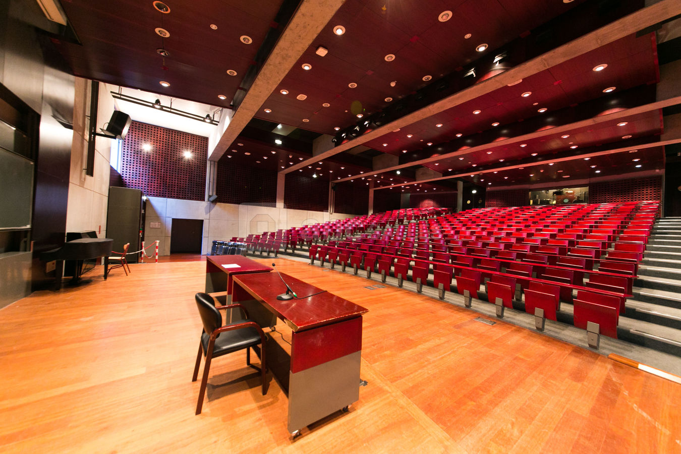 © Université Paris-Sorbonne