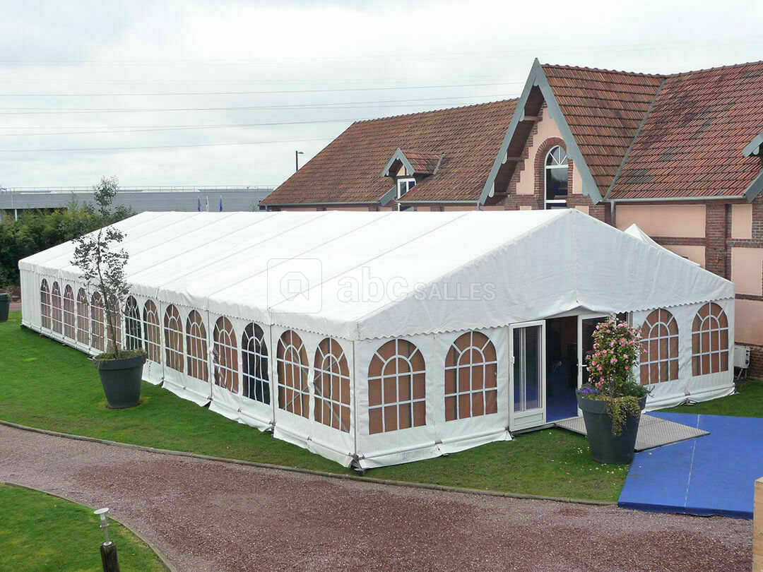 Clos-de-Rouen-Vaupaliere-grange-location-tente-salon-professionnel