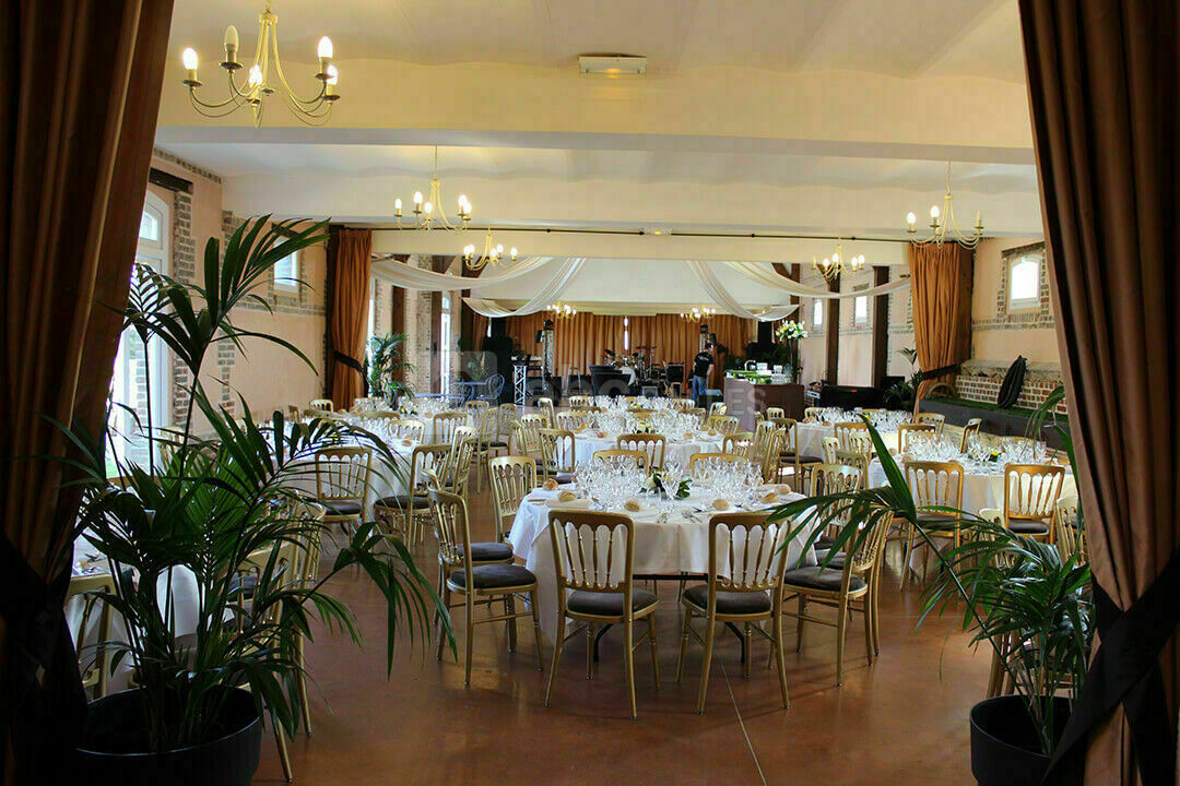 Clos-de-Rouen-Vaupaliere-Grange-diner