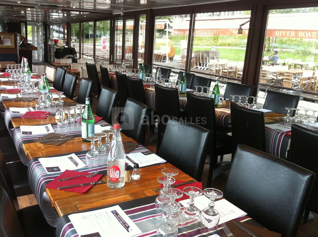 Un repas salle d'affaires salle lafayette