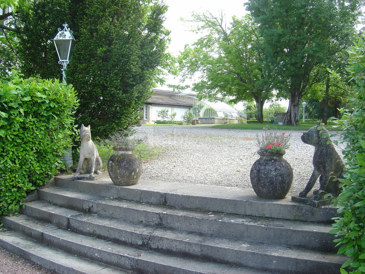 Esplanade du château