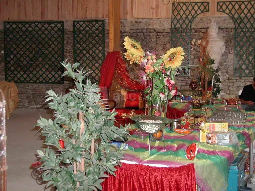 Réception avec décor marocain dans l'orangerie