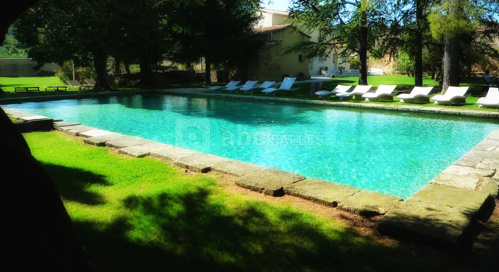 Piscine 8m x 18m