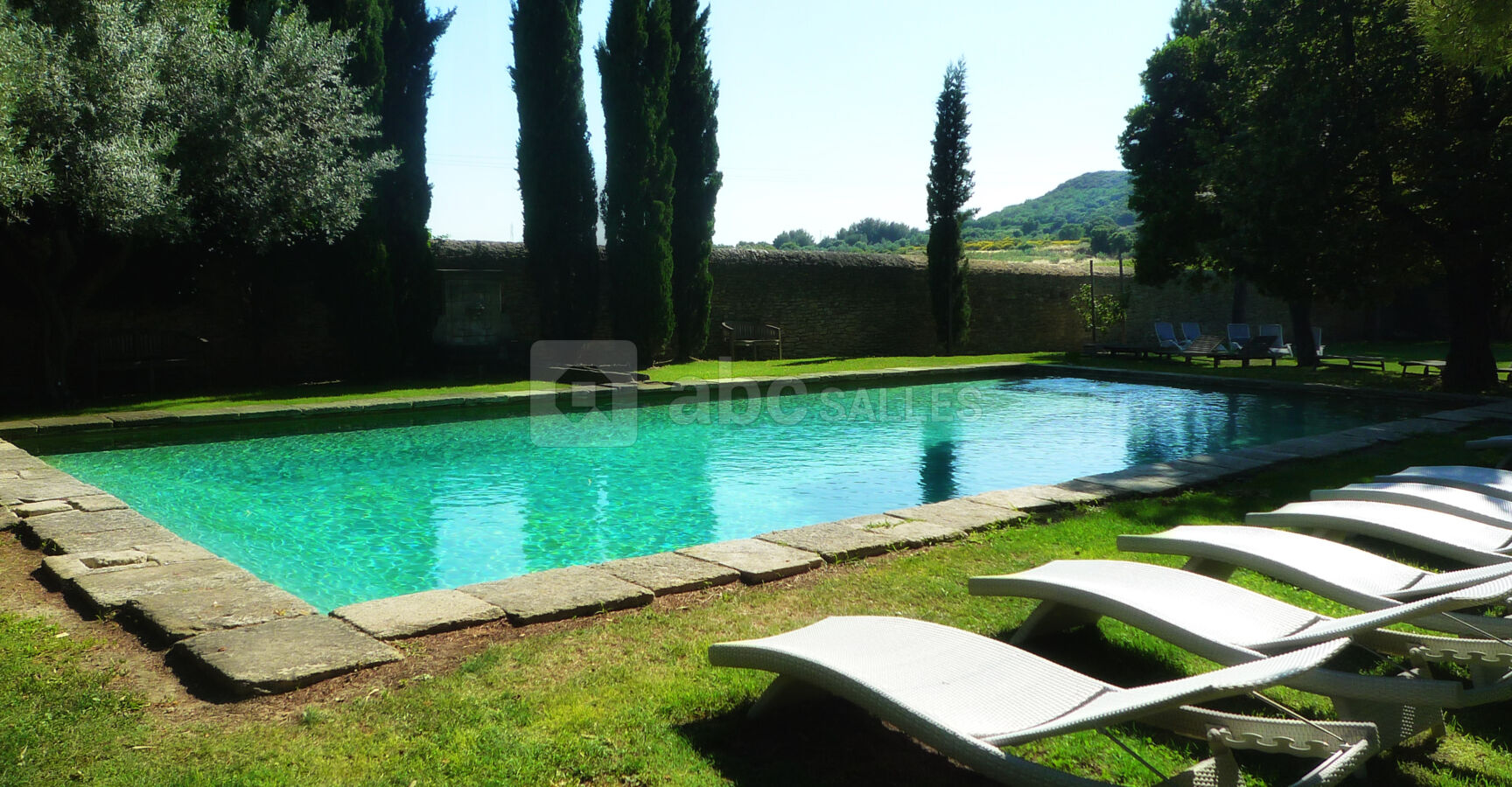 Piscine 8m x 18m