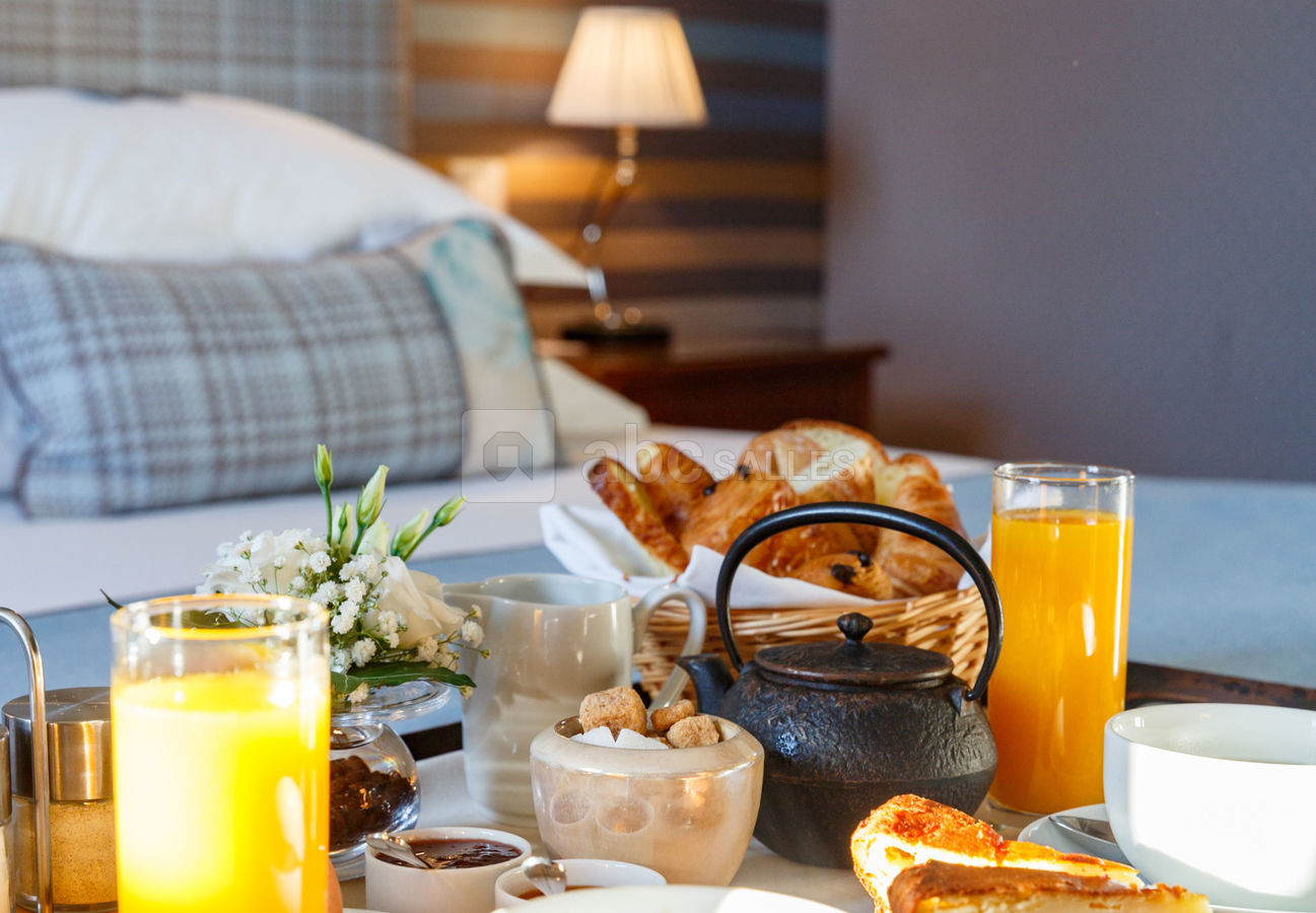 Petit déjeuner en chambre