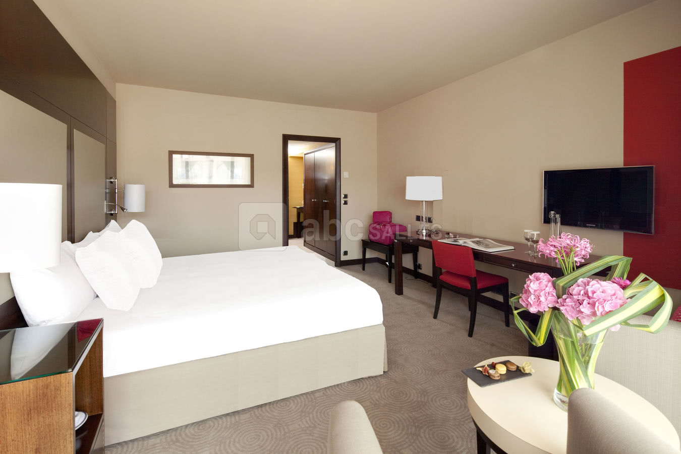 Partial Sea View King/Twin room