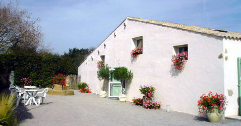 Les rousselieres