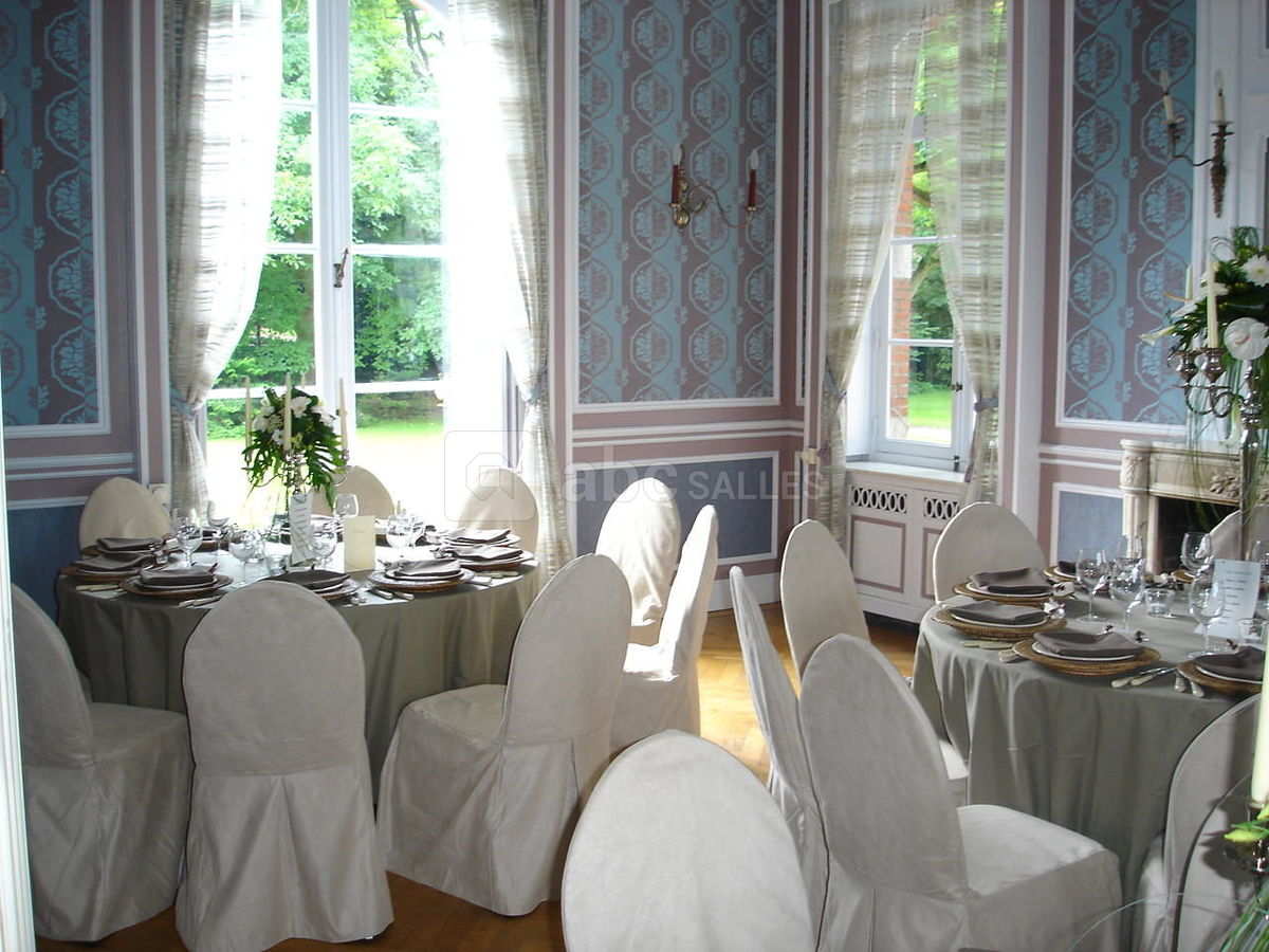Salle de reception dans le château