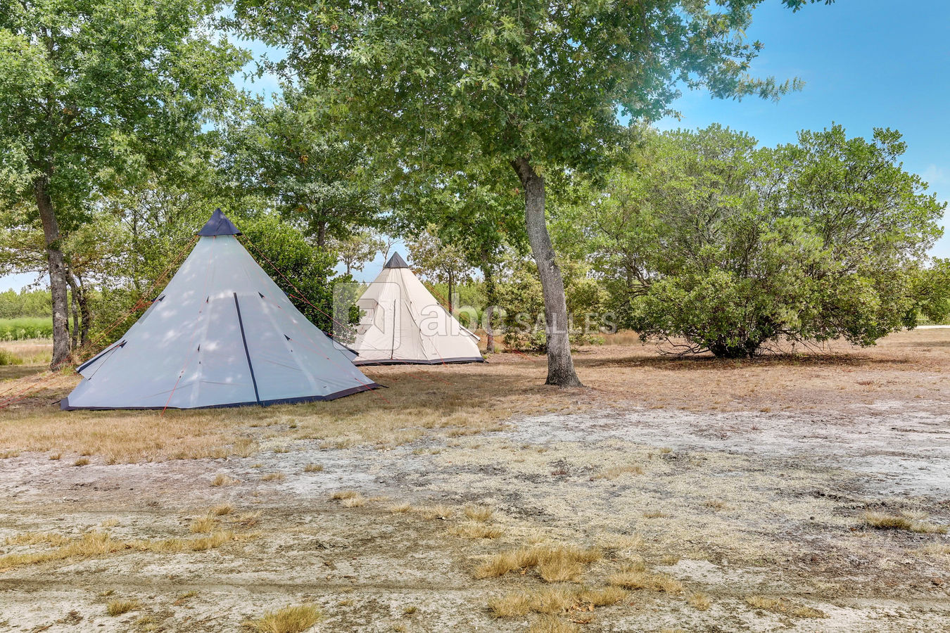 Hébergement tipi