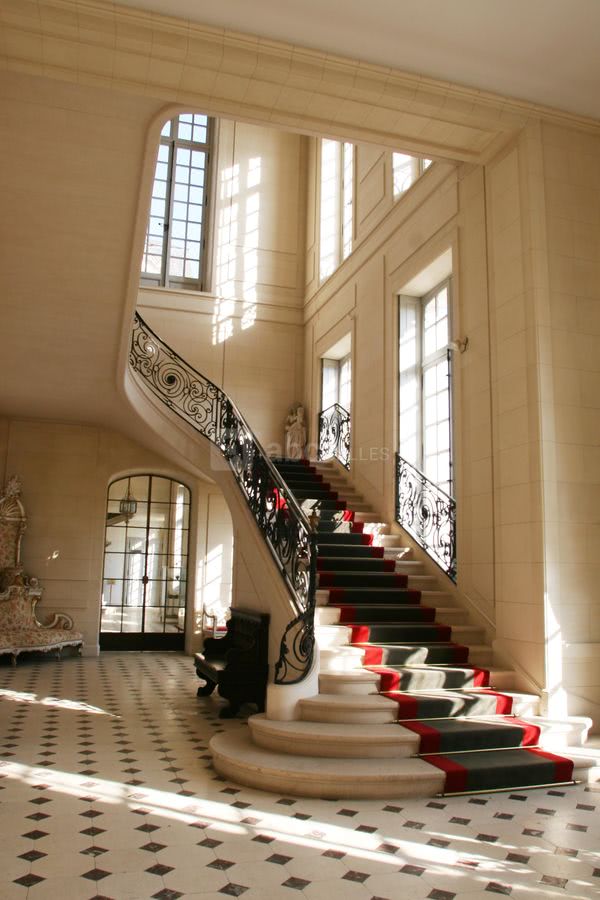 La grande galerie partie centrale et son escalier