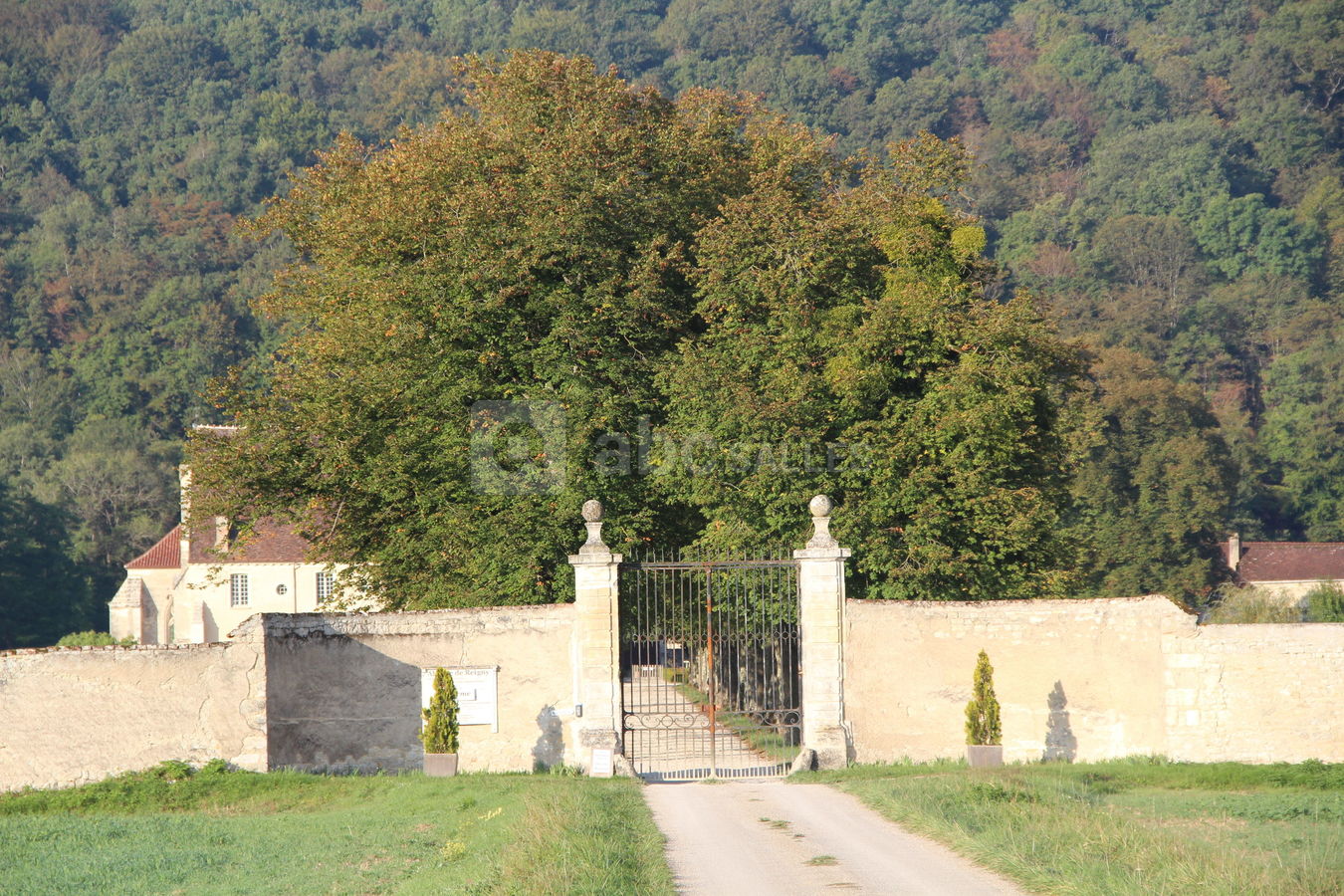 Le portail d'honneur de l'Abbaye