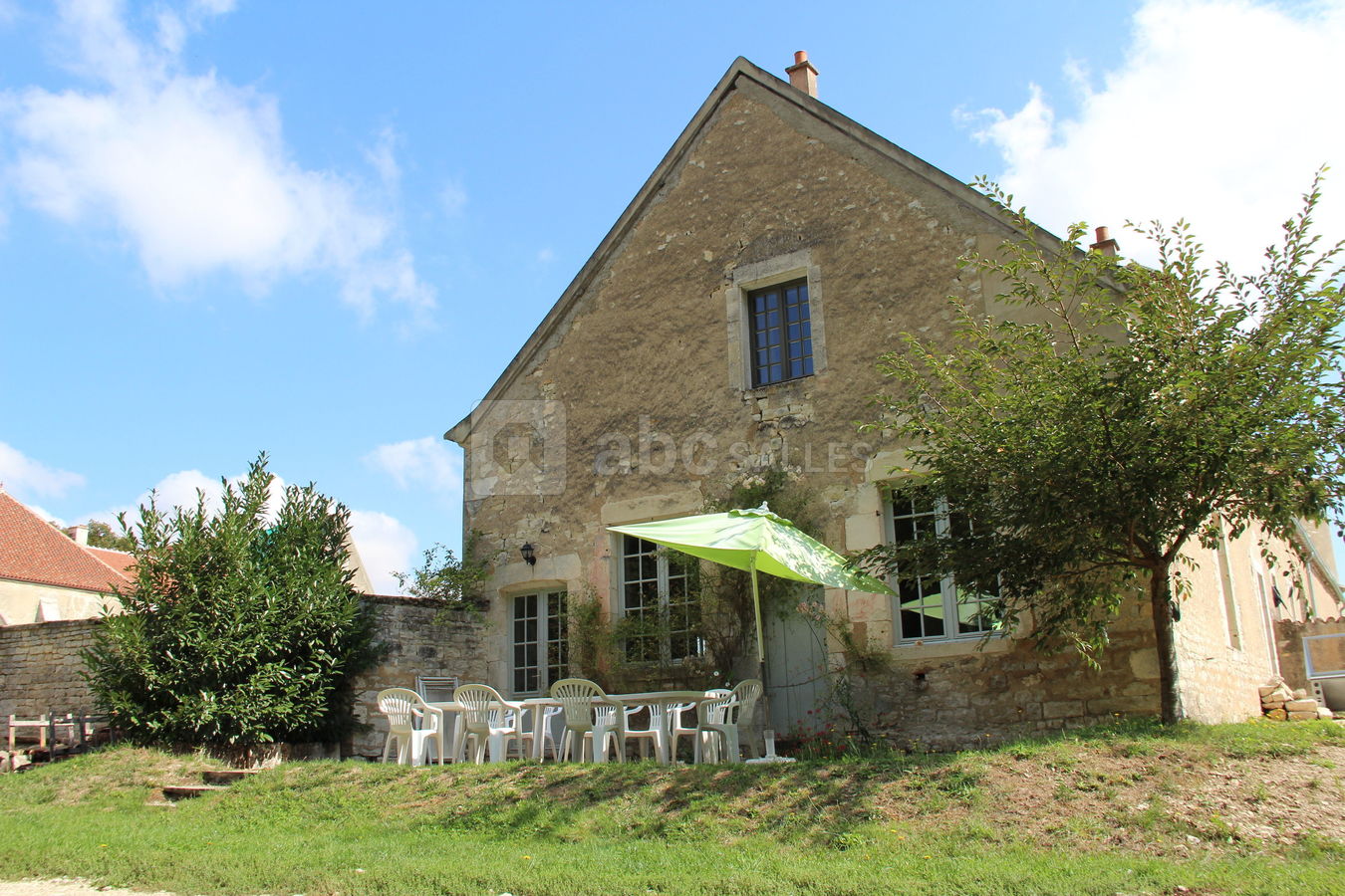 La terrasse du gîte de la Cure