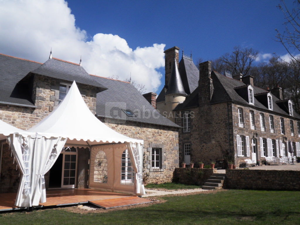 Salle aux roses