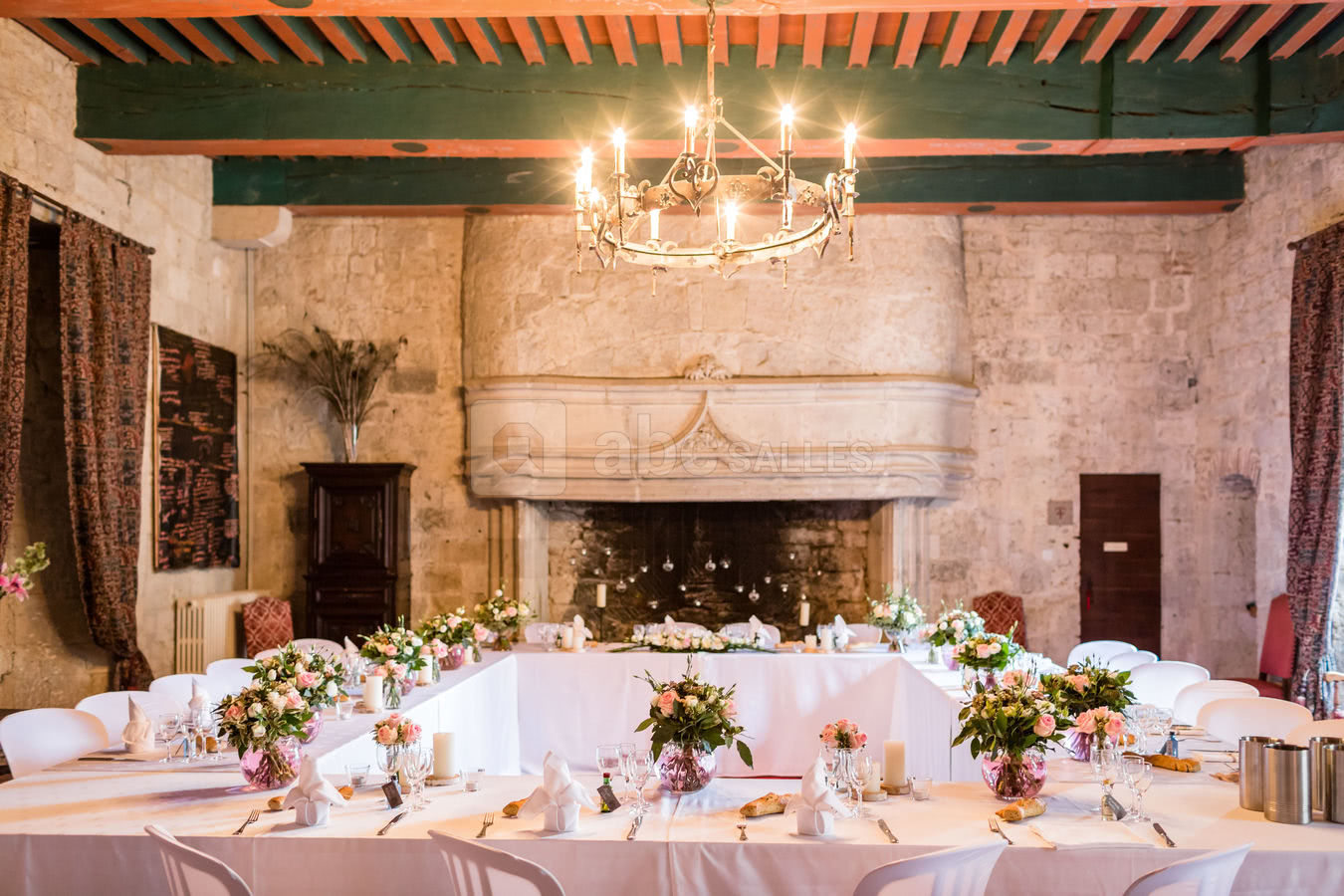 Merveilleux banquet de mariage au Chateau de Goudourville