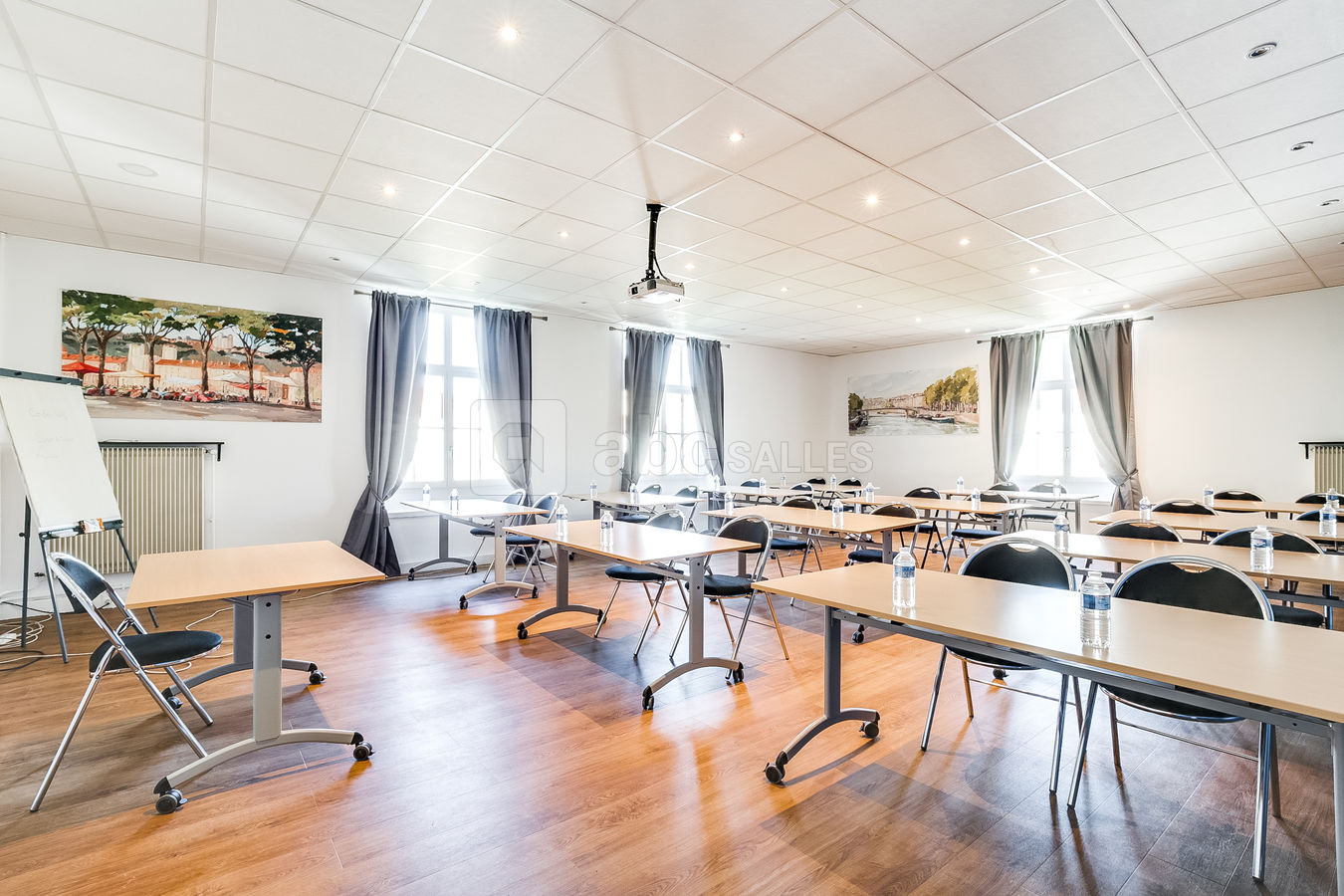 Salle de réunion en école