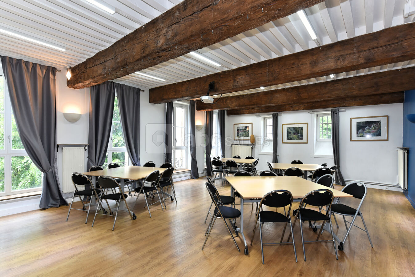 Salle de 70m2 en ilots