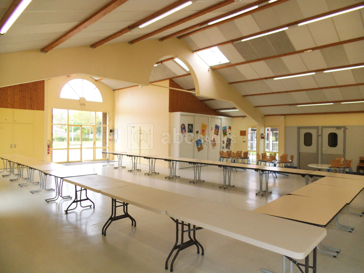 Salle Libération / Capacité de 100 personnes