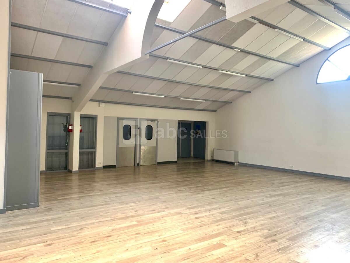 Salle Libération / Capacité de 100 personnes