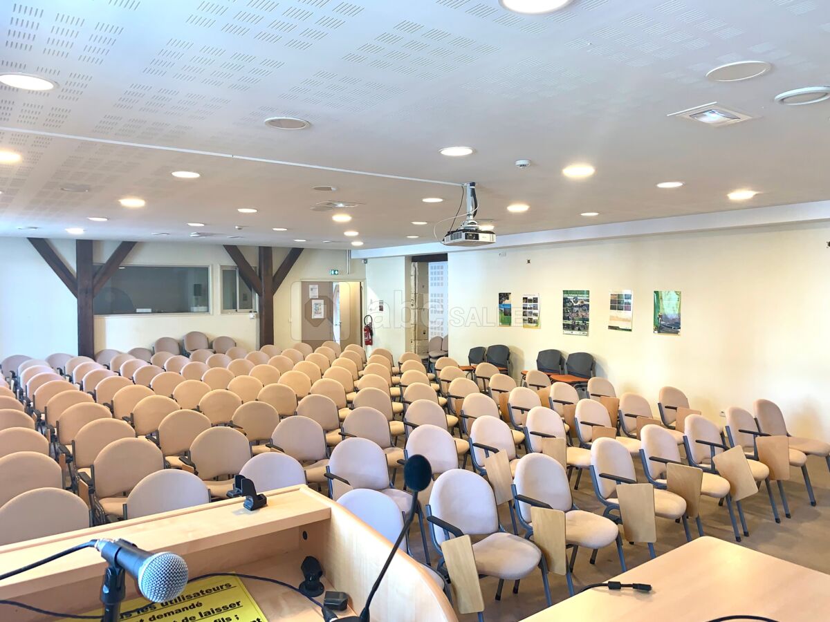 Auditorium Marais  / Capacité de 100 personnes
