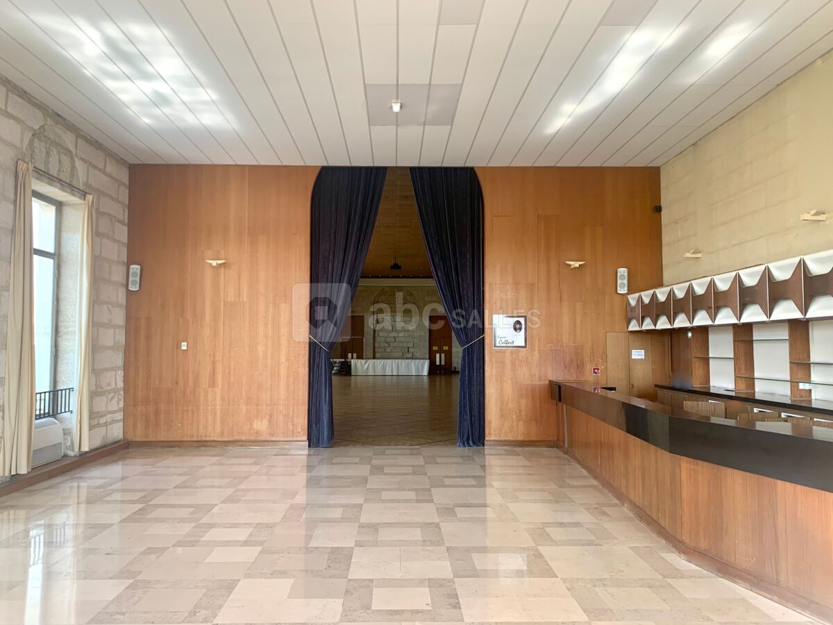 Salle La Fayette / Capacité de 150 personnes debout